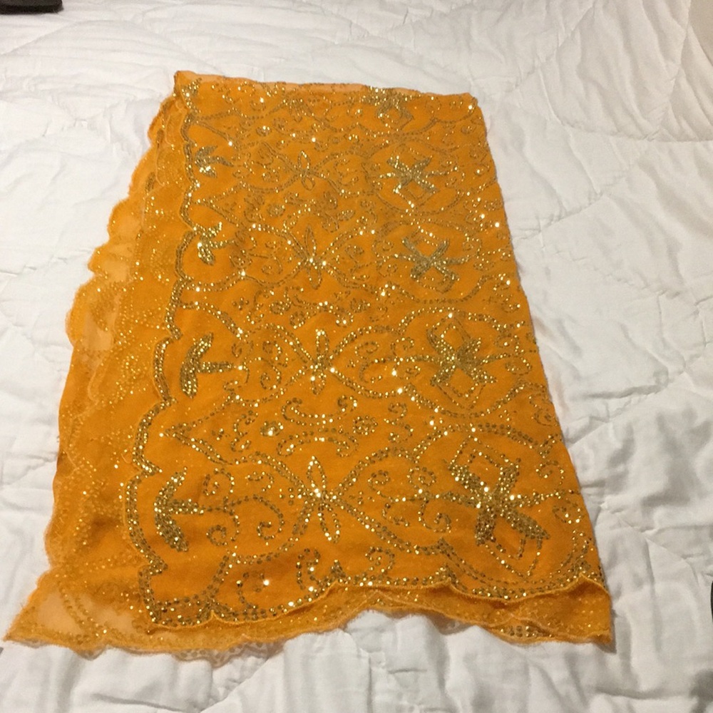 Belly dance veil .